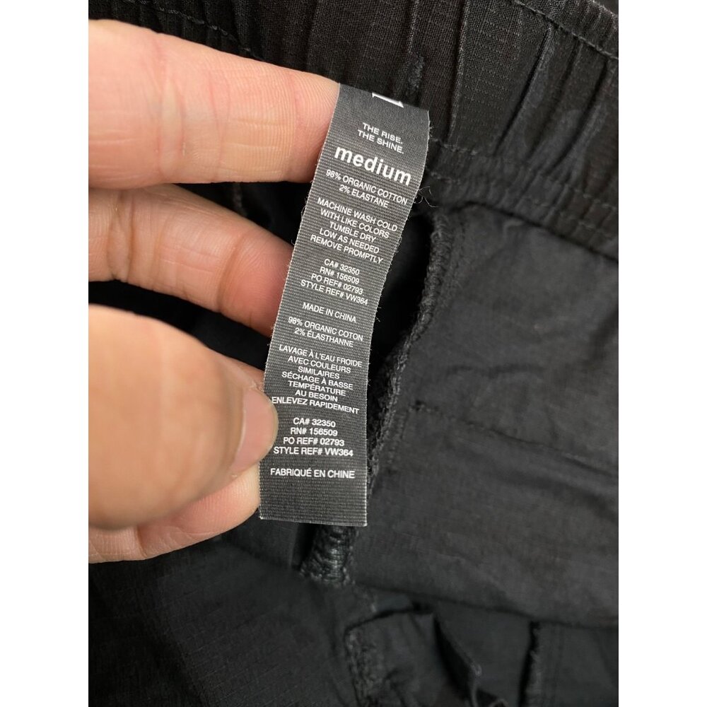 Vuori Women's Ripstop Canvas Shorts Cotton Black Camo Size Medium Mid Rise - Picture 6 of 6